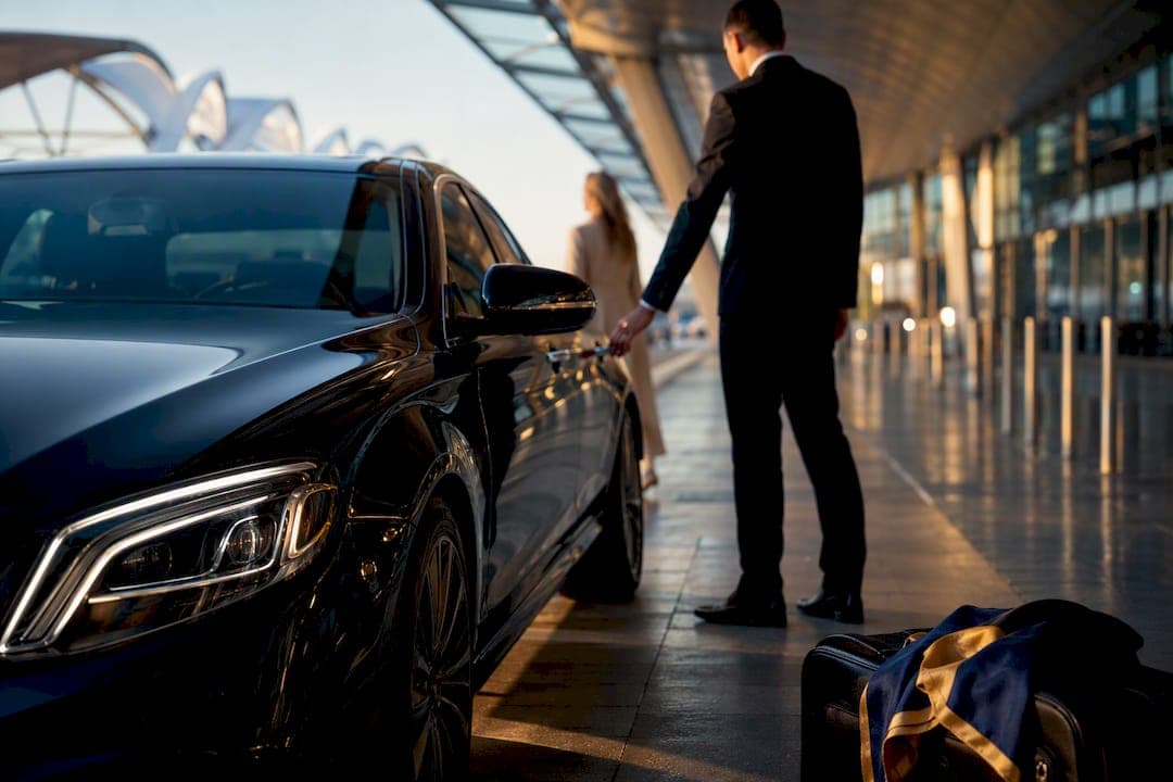 Nice Airport Transport 2026: Fixed Taxi €32, TranspOnyx Pickup